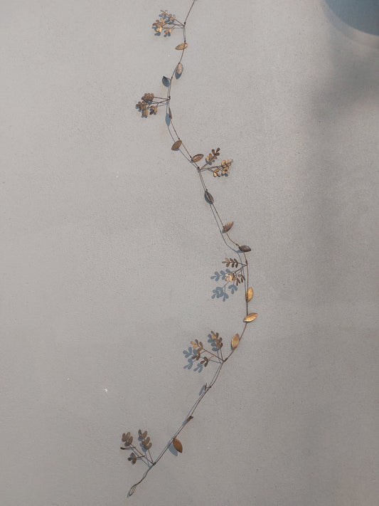 Madam Stoltz slinger/krans met blaadjes