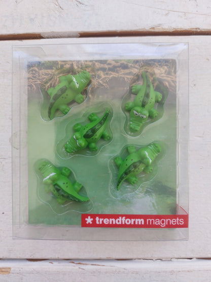 Doosje magneten groene krokodillen