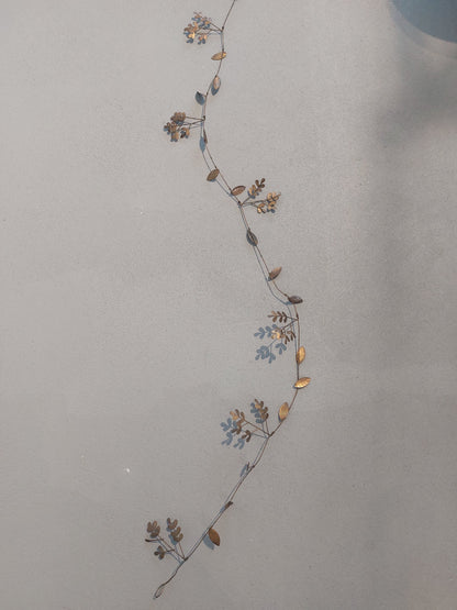 Madam Stoltz slinger/krans met blaadjes